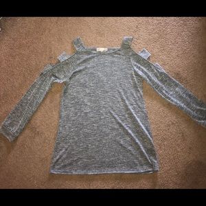 Cut out long sleeve shirt